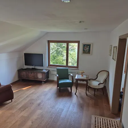 Zbilje House 度假居 *